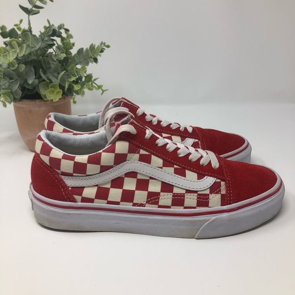 vans red checkerboard shoes